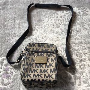 Michael Kors Crossbody